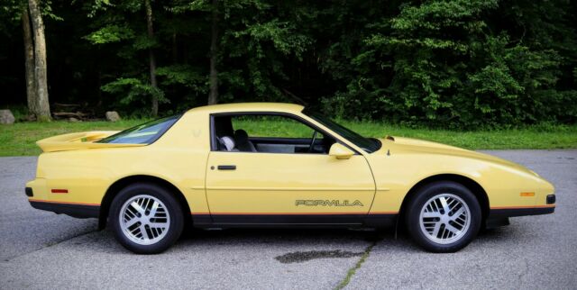 1987 Pontiac Firebird Formula - photo 6