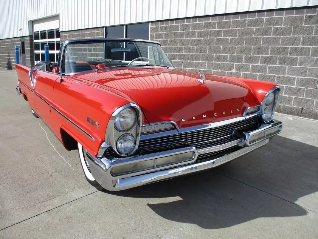 1957 Lincoln Premiere Convertible - photo 5