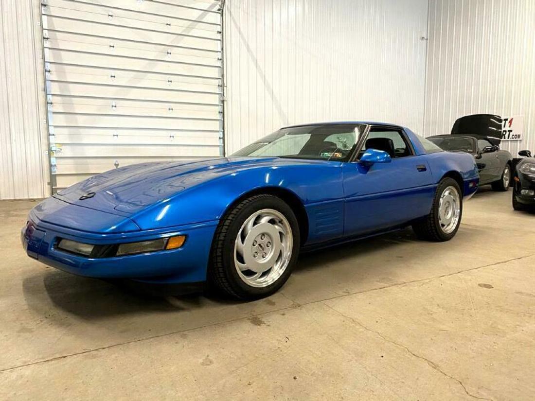 RARE QUASAR BLUE*1 OWNER*22740 ORIG MILES!! SHOWROOM NEW!*$17995! 1991 Chevrolet Corvette FREE SHIPPING UP TO 1000 MILES WITH BIN!