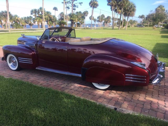 1941 Cadillac Series 62 Convertible - photo 11