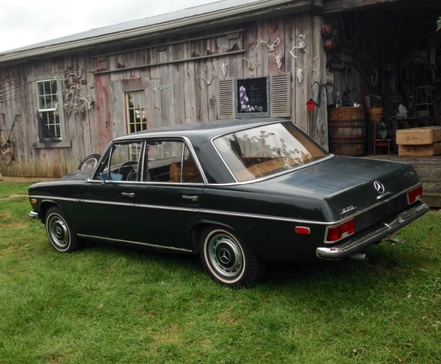 1968 Mercedes-Benz 200-Series - photo 2