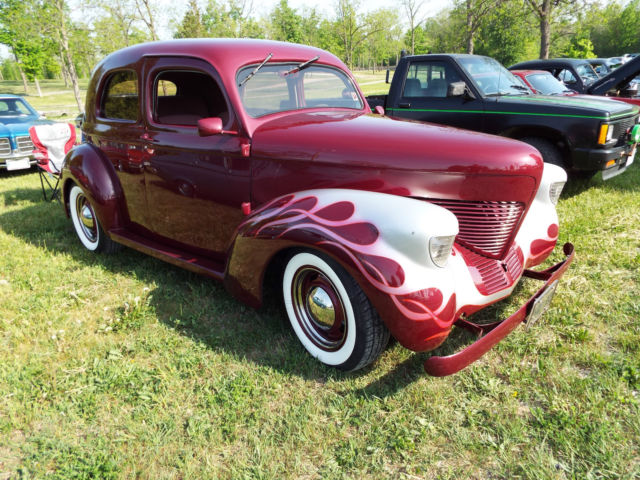 1939 Willys Shark Nose All Steel Overland Sedan - photo 2