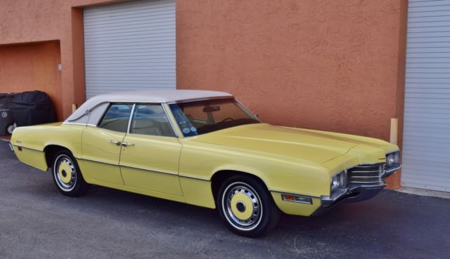 Rare Suicide Doors - Super Clean Inside and out- Show winner- Full Documentation 1971 Ford Thunderbird