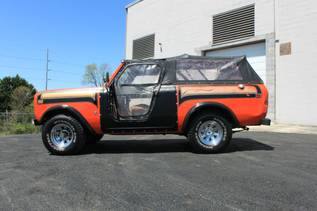 1977 International Harvester Scout 1977 INTERNATIONAL SCOUT II 4X4 BAJA CRUISER - photo 2