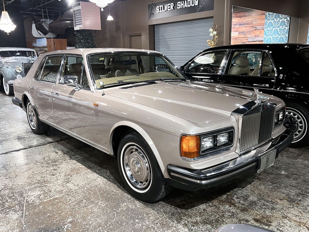 1982 Rolls-Royce Silver Spirit/Spur/Dawn - photo 2