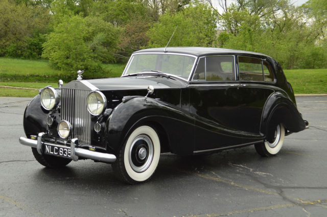 Rare Touring limousine without division. Stunningly original in presentation. 1953 Rolls-Royce Post War Silver Wraith Touring Limousine