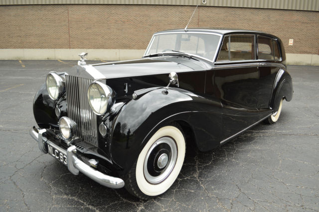 1953 Rolls-Royce Post War Silver Wraith Touring Limousine - photo 3