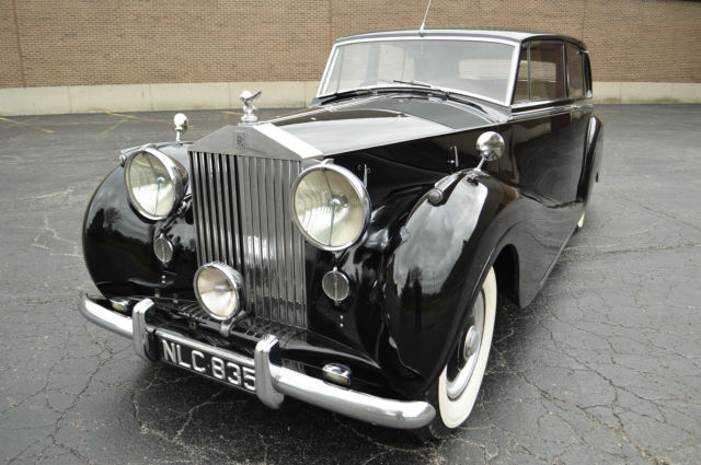 1953 Rolls-Royce Post War Silver Wraith Touring Limousine - photo 4