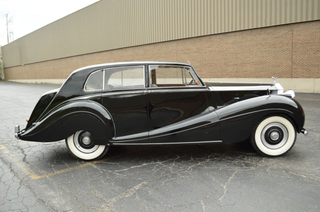 1953 Rolls-Royce Post War Silver Wraith Touring Limousine - photo 8