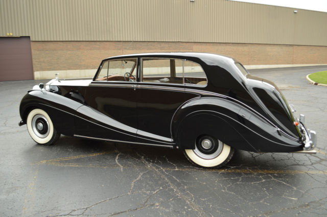 1953 Rolls-Royce Post War Silver Wraith Touring Saloon - photo 13