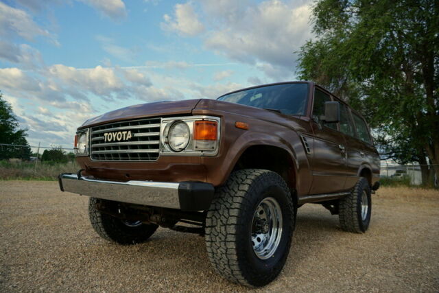 1982 Toyota Land Cruiser FJ60 - photo 2