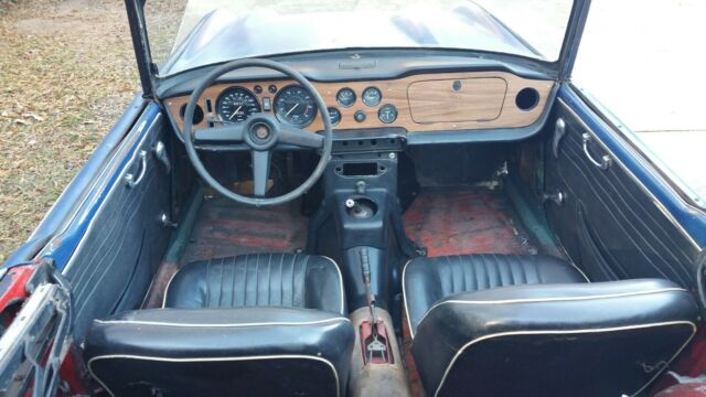 1968 Triumph TR-6 Converible - photo 12