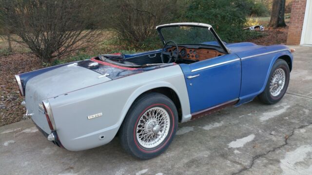 1968 Triumph TR-6 Converible - photo 3