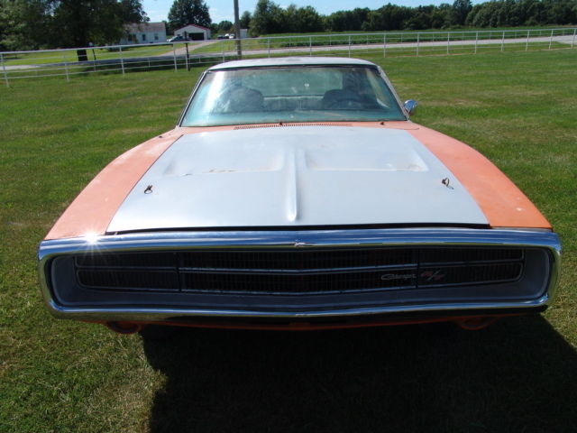 1970 Dodge Charger Many Photos! Factory Tach - photo 11
