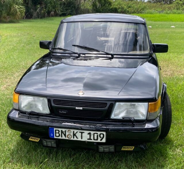 1991 Saab 900 SPG 16 V Turbo 2 dr Hatchback