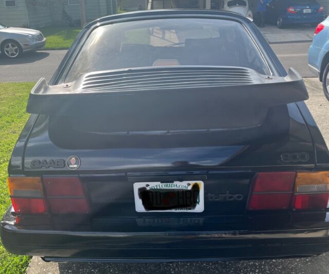 1991 Saab 900 SPG 16 V Turbo 2 dr Hatchback - photo 2