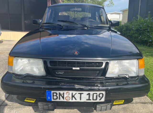 1991 Saab 900 SPG 16 V Turbo 2 dr Hatchback - photo 3