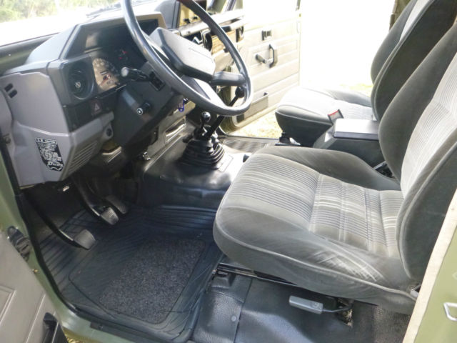1986 Toyota Land Cruiser Convertible - photo 10