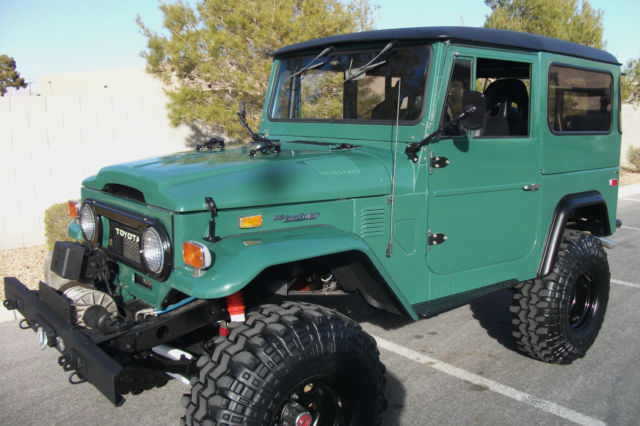 1974 Toyota Land Cruiser FJ40