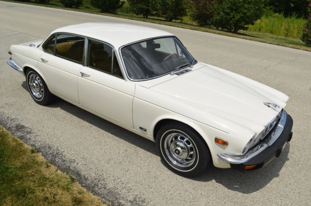1976 Jaguar XJ12 - L (Long Wheel Base); Series II - photo 12