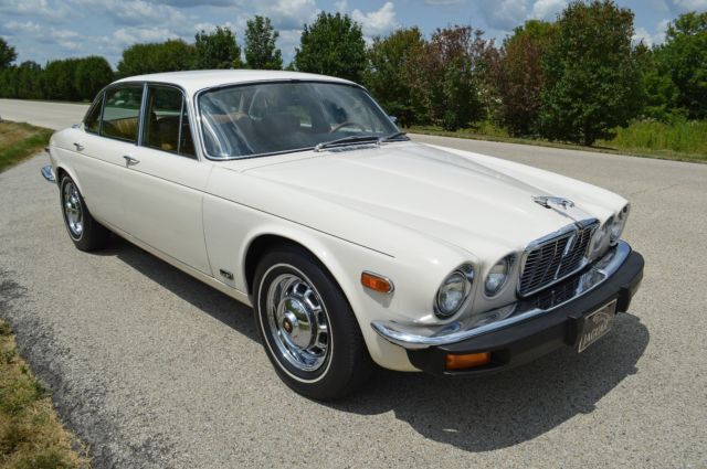 1976 Jaguar XJ12 - L (Long Wheel Base); Series II - photo 2