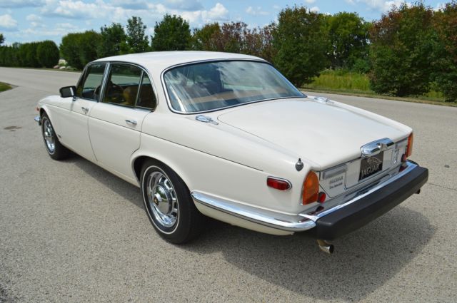 1976 Jaguar XJ12 - L (Long Wheel Base); Series II - photo 7