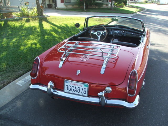 1963 MG MGB Roadster - photo 3