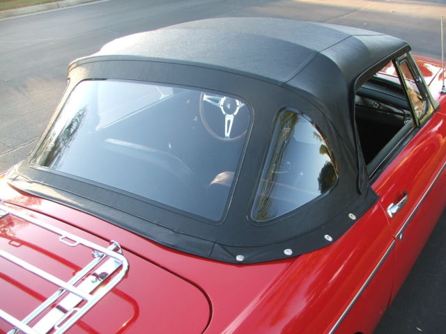 1963 MG MGB Roadster - photo 6