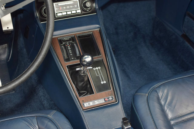 1975 Chevrolet Corvette L-82 4-Speed - photo 12