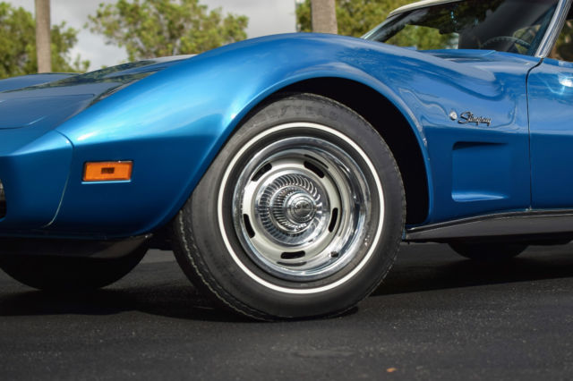 1975 Chevrolet Corvette L-82 4-Speed - photo 2