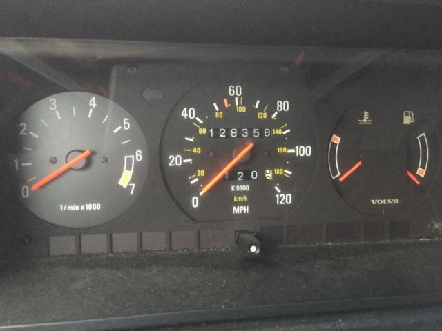 1990 Volvo 240 DL - photo 3