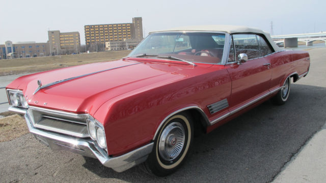 Rare Wildcat Convertible with factory tachometer. 1966 Buick Wildcat