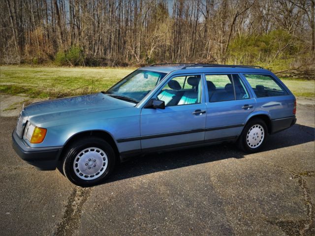 1987 Mercedes-Benz 300-Series *NO RESERVE*300TD Wagon*RARE* - photo 2