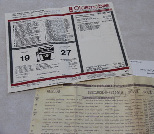 1993 Oldsmobile 98 Touring Sedan 4-Door - photo 13