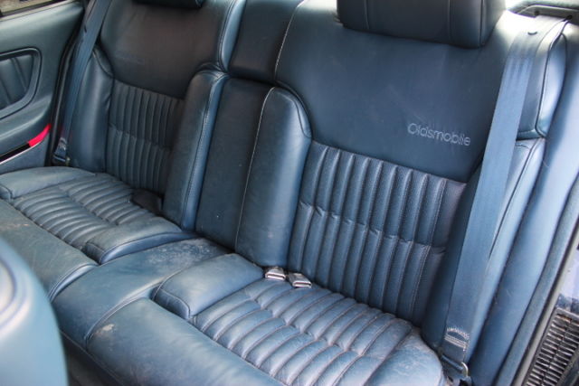 1993 Oldsmobile 98 Touring Sedan 4-Door - photo 7