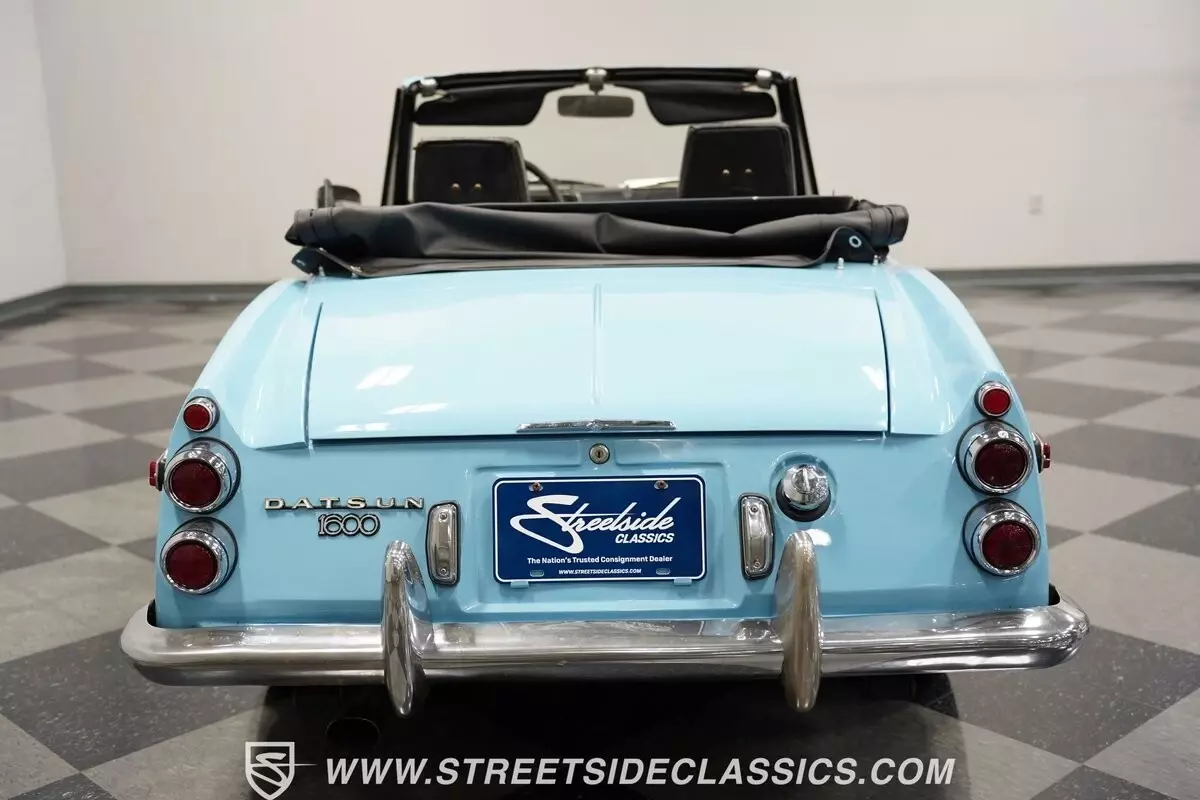 1970 Datsun 1600 Sports Roadster - photo 11