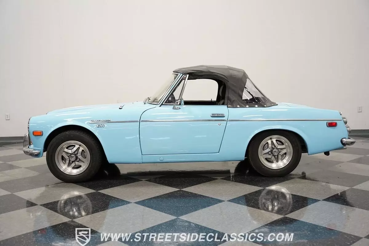 1970 Datsun 1600 Sports Roadster - photo 8