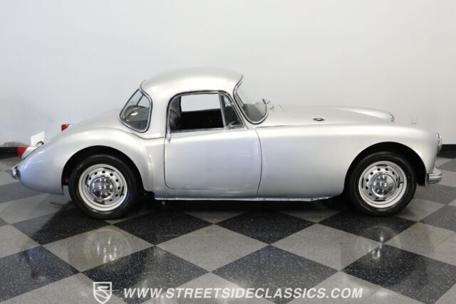 1957 MG MGA Coupe - photo 13