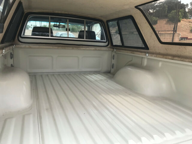 1989 Toyota long bed pickup with camper Blue - photo 4