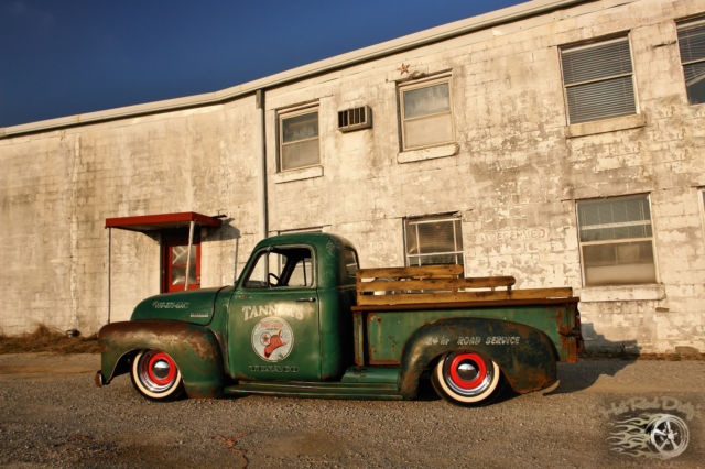 1952 Chevrolet C-10 Patina Lowered Pickup Truck - photo 2
