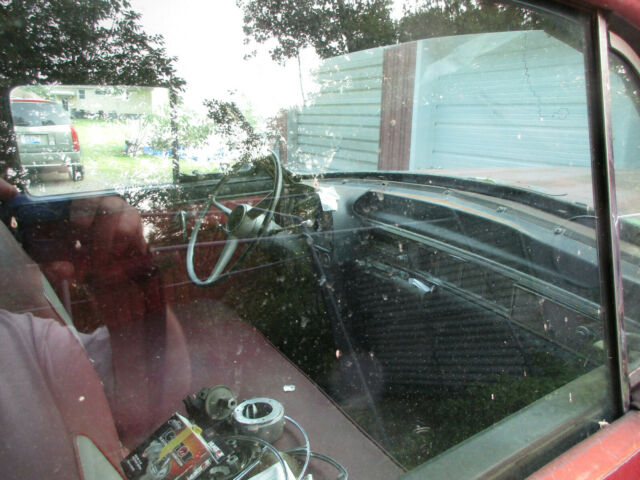 1954 Chrysler New Yorker station wagon - photo 4