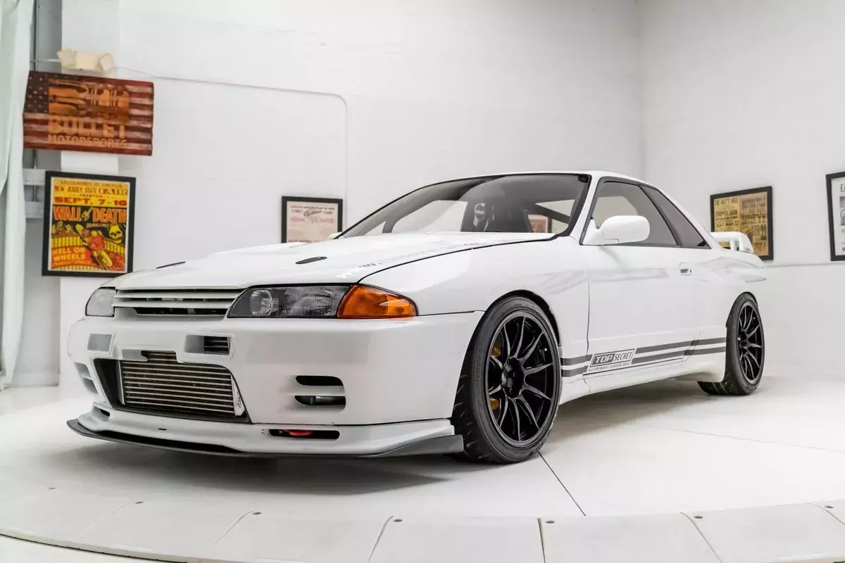 RB26 N1 built by TopSecret Japan / R34 front Cradle / NO RUST / LOW KM 1993 Nissan Skyline GTR
