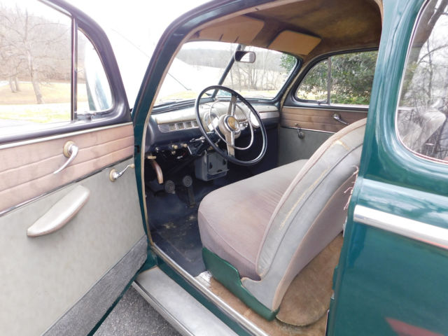 1948 Ford Deluxe 2-Door Sedan, 83,000 Mile Survivor - photo 7