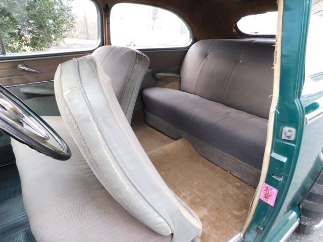 1948 Ford Deluxe 2-Door Sedan, 83,000 Mile Survivor - photo 9
