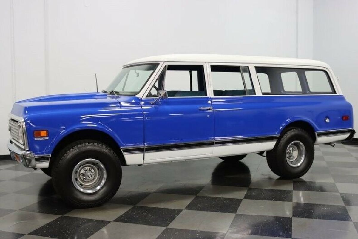 1971 Chevrolet Suburban 4X4 - photo 7