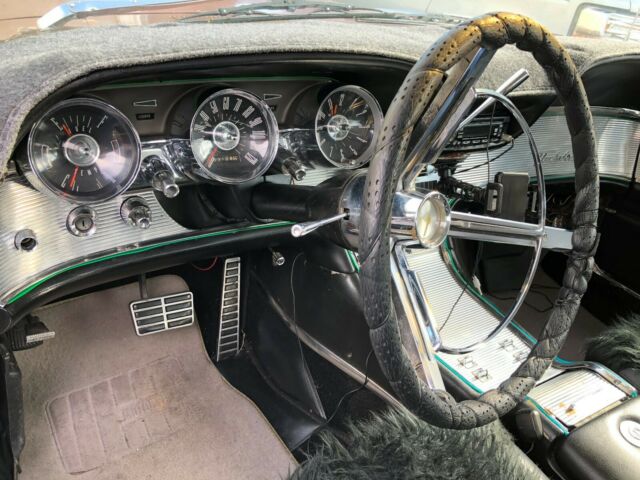 1963 Ford Thunderbird - photo 12