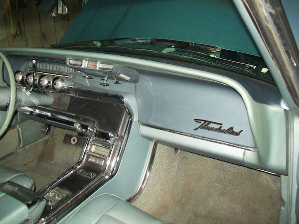 1966 Ford Thunderbird Town Coupe - photo 10