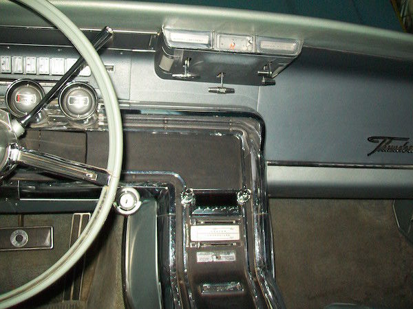 1966 Ford Thunderbird Town Coupe - photo 9