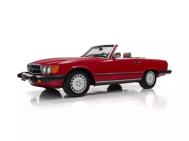 Ready to enjoy and can be driven with confidence. 1986 Mercedes-Benz SL-Class Convertible