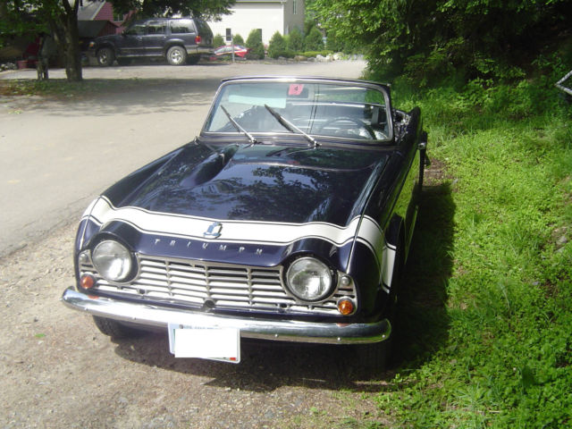 1965 Triumph TR4 - photo 2